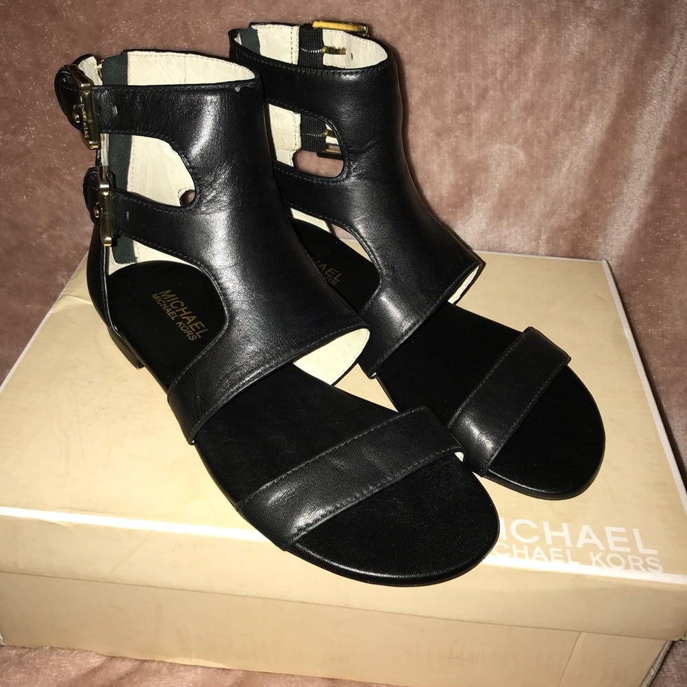 NEW IN BOX Michael Kors Adrianna Sandal